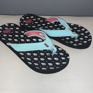 Ice cream reef sandals, size 6/7